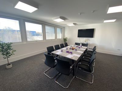  Capital Drive,  Linford Wood,  Milton Keynes,  Buckinghamshire,  MK14 6QP, picture 5