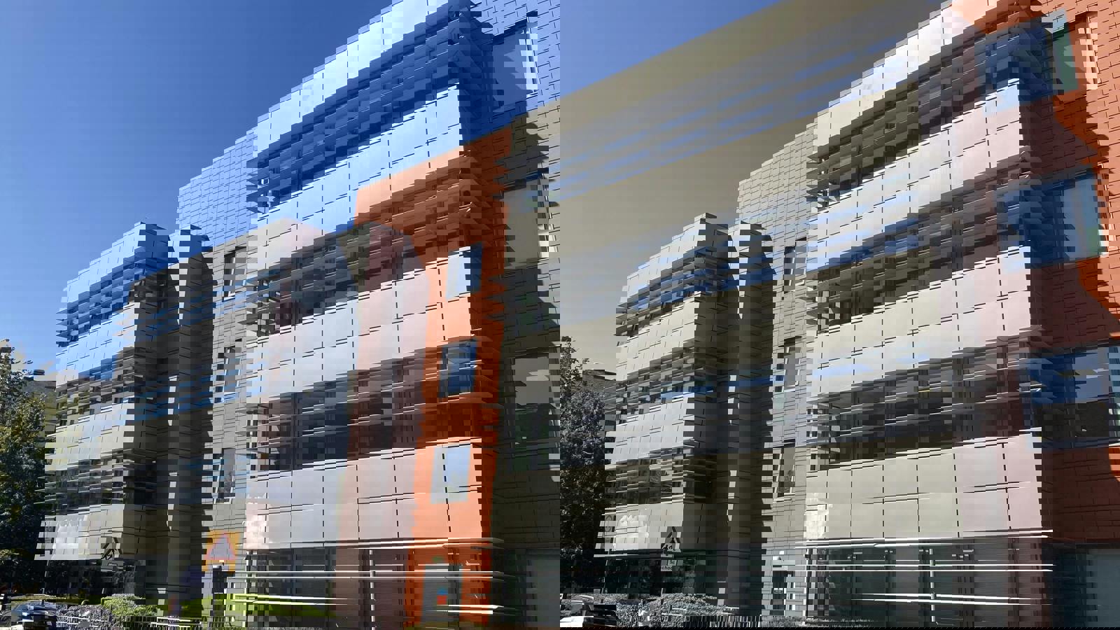 IMG_1184.jpg IMG_1183