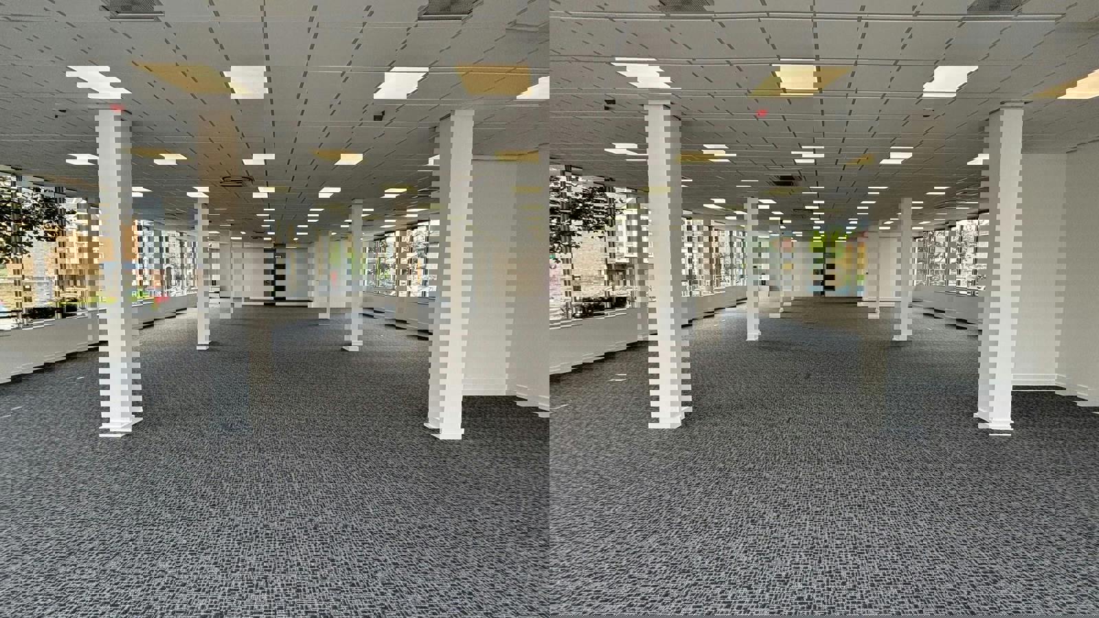 Interior 5.jpg Interior 2