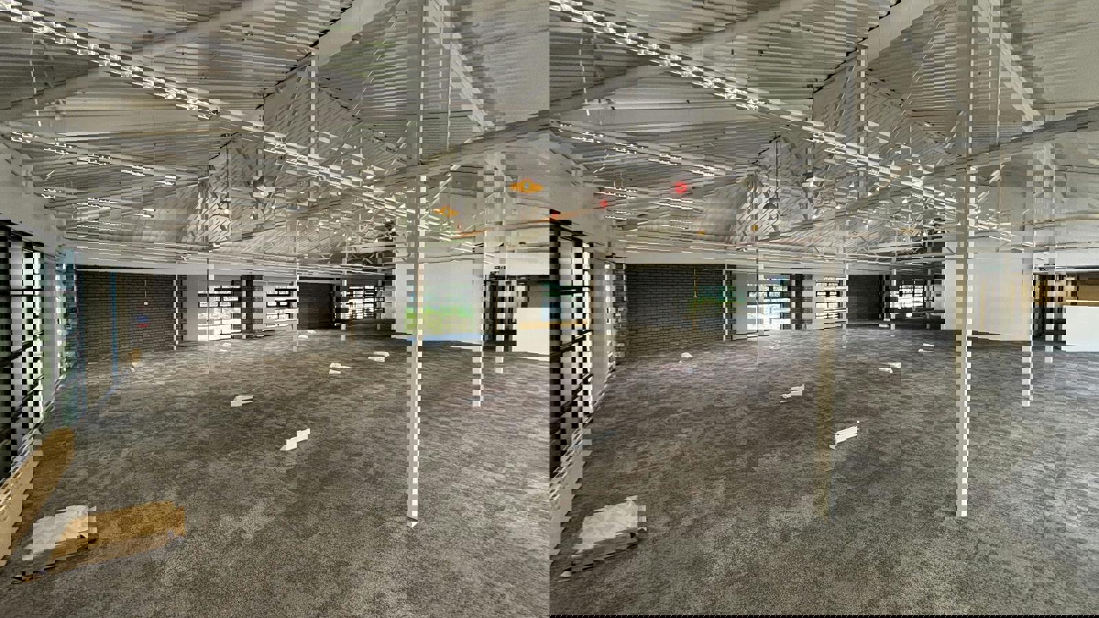 IMG_9317.jpg IMG_9316