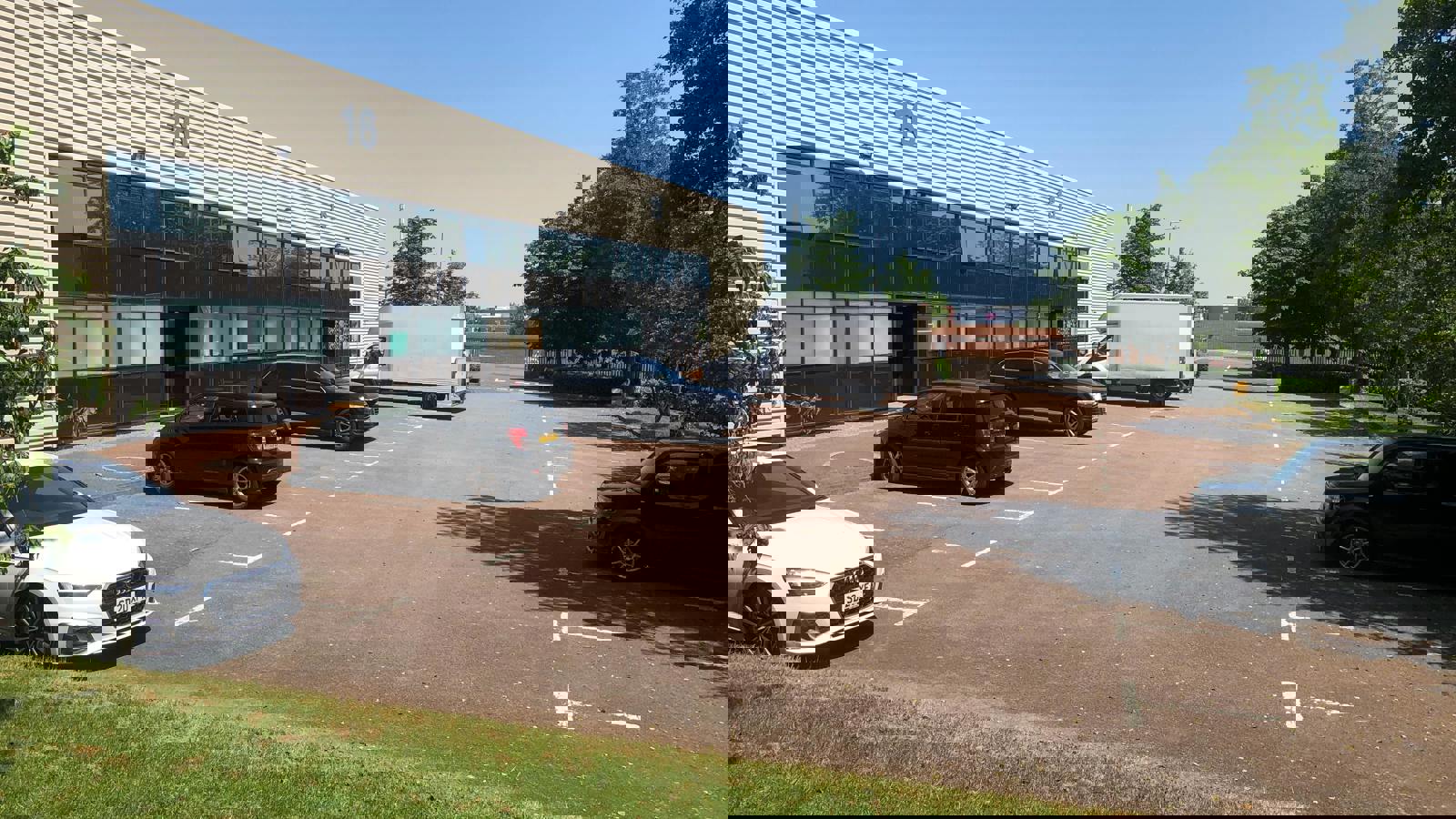 IMG_9790.jpg IMG_9790