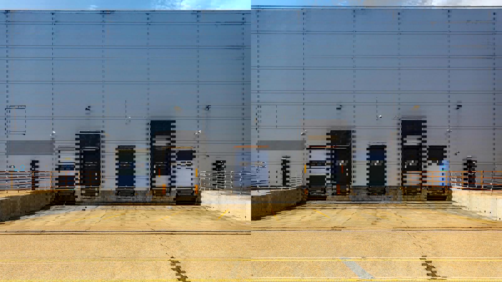 HLP_LD_250812_7049.jpg HLP_LD_250812_7048