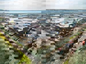  Rooksley,  Milton Keynes,  Buckinghamshire,  MK13 8PE picture 1