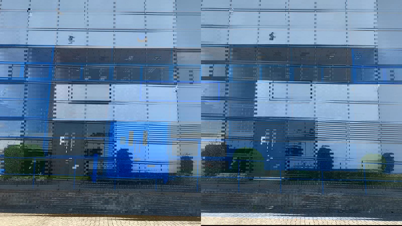 IMG_2704 external.JPG IMG_2704 external