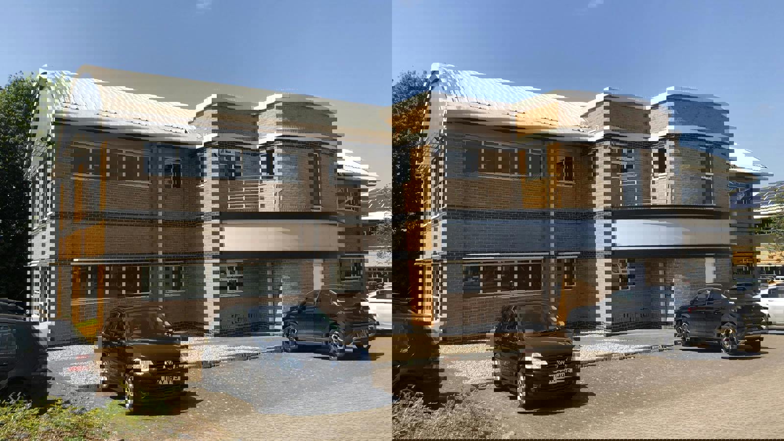 Radian Court Main June 2024.jpg Radian Court Main June 2023