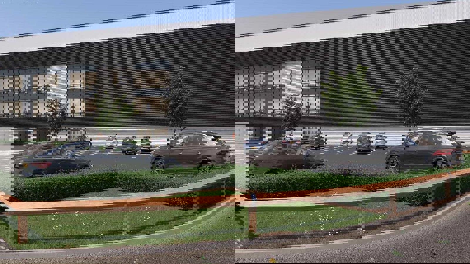 Imperial Park 0924_Page_7.jpg Imperial Park 0924_Page_3