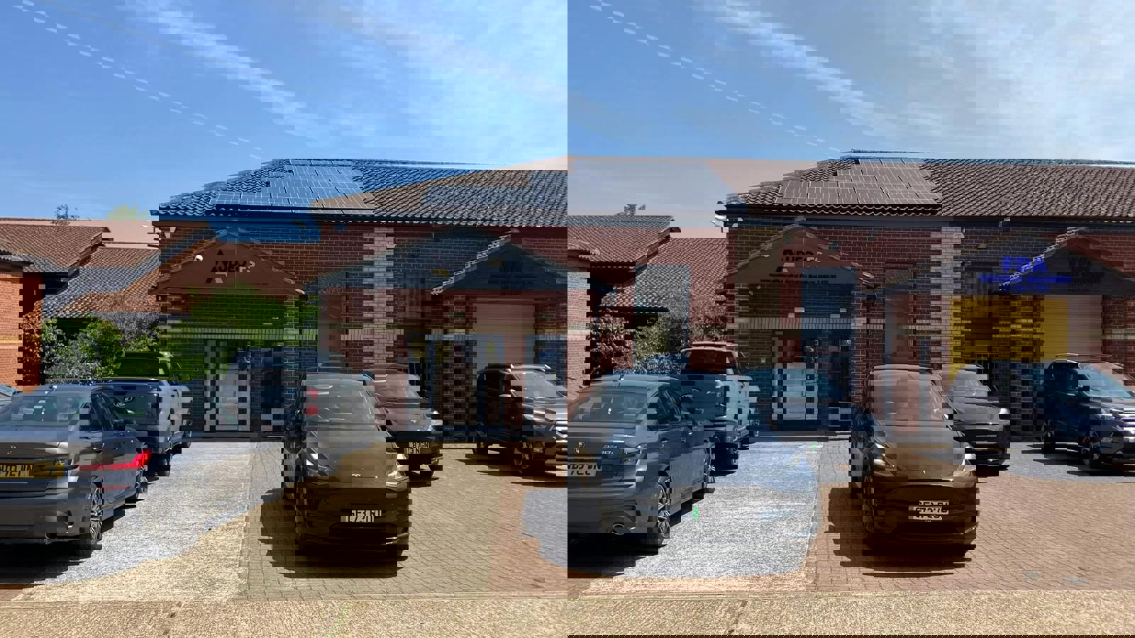 IMG_4577.JPEG IMG_4576