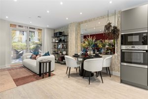 Cambridge, CB3 1BU picture 6