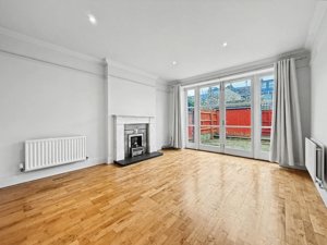 Cambridgeshire, CB1 3BH picture 4