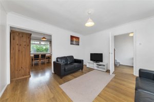 Cambridgeshire, CB1 9JZ picture 3