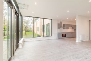 Cambridgeshire, CB1 3JT picture 4