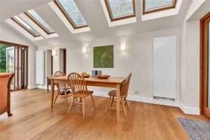 Cambridgeshire, CB1 2LW picture 4