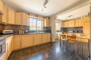 Cambridgeshire, CB1 9HE picture 6