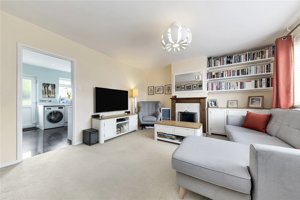 Cambridgeshire, CB1 9HA picture 4