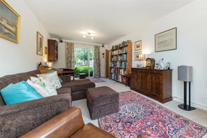 Cambridge, CB2 9DY picture 4