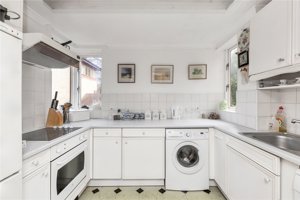 Cambridgeshire, CB2 8BP picture 5