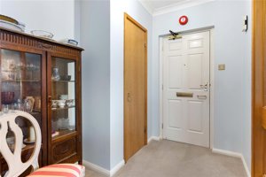 Cambridge, CB2 7TZ picture 4