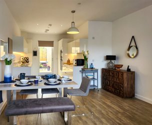 Hawkey Road, Trumpington picture 3