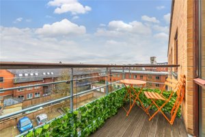 Cambridgeshire, CB2 8PB picture 6