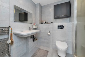 Cambridgeshire, CB2 8RA picture 6