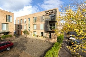 Cambridge, Cambridgeshire, CB2 9EH picture 1