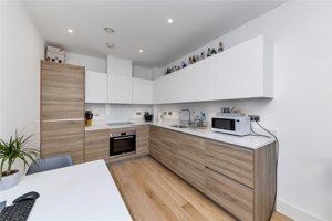 Cambridge, Cambridgeshire, CB2 9AN picture 4