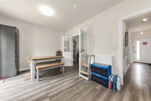 Cambridge, Cambridgeshire, CB2 9GS picture 3