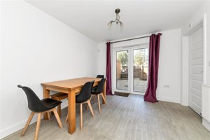 Cambridge, Cambridgeshire, CB2 9BS picture 4