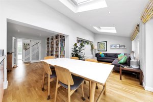 Cambridgeshire, CB2 8HH picture 2