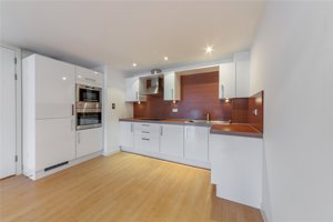 Cambridge, Cambridgeshire, CB2 0NT picture 2