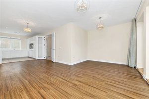 Cambridge, Cambridgeshire, CB2 9DN picture 4