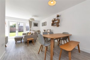 Cambridge, Cambridgeshire, CB21 4AL picture 3