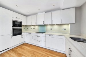 Cambridge, Cambridgeshire, CB22 5FF picture 4