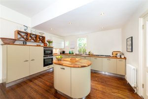 Cambridge, CB22 5LJ picture 5