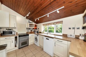 Cambridge, Cambridgeshire, CB23 2SZ picture 6