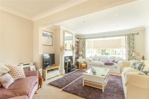 Cambridge, CB23 7AR picture 2