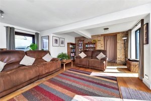 Cambridge, Cambridgeshire, CB23 7AL picture 2