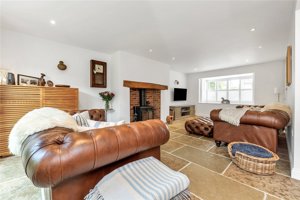 Cambridge, Cambridgeshire, CB24 5PQ picture 3