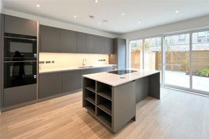 Eddington, Cambridge, CB3 1BU picture 2