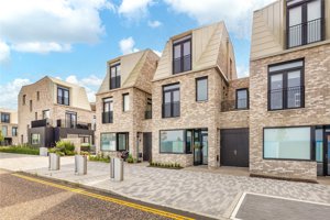 Cambridgeshire, CB3 1BA picture 1