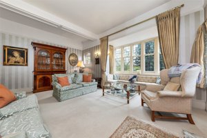 Cambridgeshire, CB3 9HW picture 2