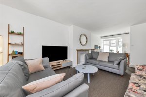 Cambridgeshire, CB3 0BP picture 4