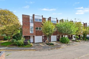 Cambridgeshire, CB3 9LE picture 1