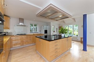 Cambridge, CB3 9HH picture 3