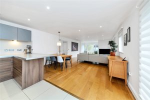 Cambridgeshire, CB4 1WA picture 5