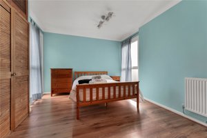 Cambridge, CB4 1UR picture 5