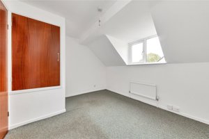 Cambridgeshire, CB4 1NB picture 3