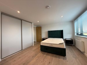 Cambridgeshire, CB5 8LP picture 4