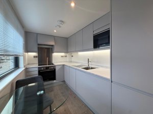 Cambridgeshire, CB5 8LP picture 2