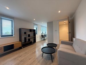 Cambridgeshire, CB5 8LP picture 3